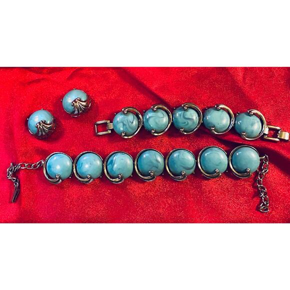 Chunky Demi Parure Turquoise Necklace, Bracelet and Earrings - Picture 1 of 7